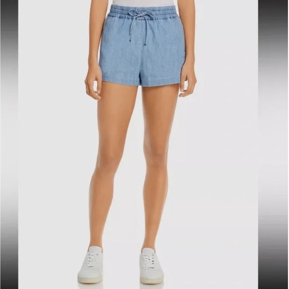 Alice+Olivia chambray shorts - Picture 2 of 6